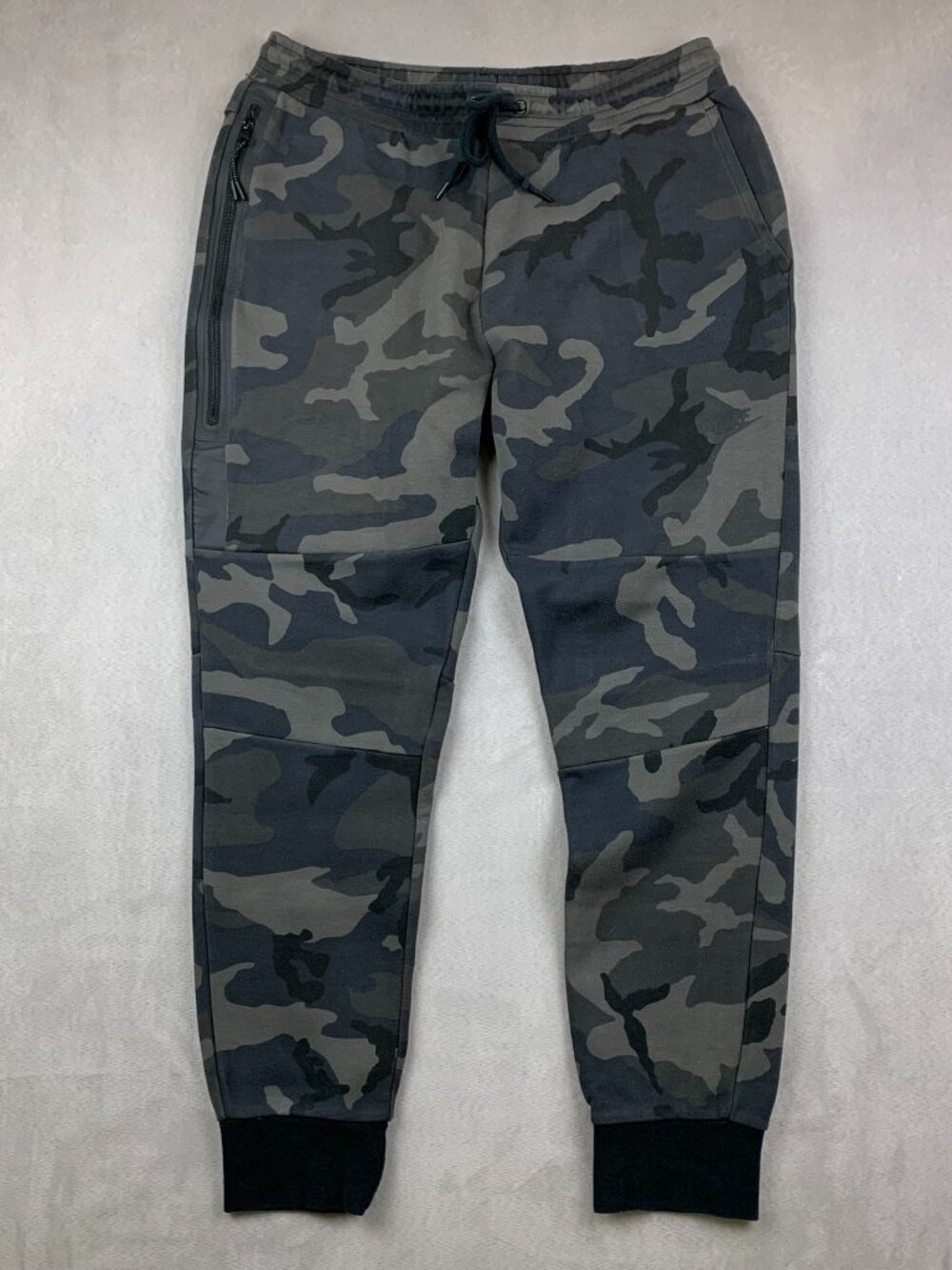 Nike Mens Sweatpants Large Gray Camo Tech Fleece Joggers Tapered 29" 715238-010